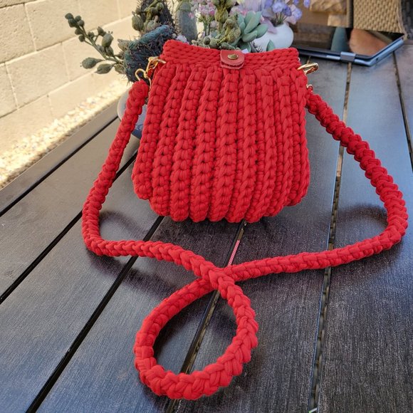 Handcrafted Crochet Sea Shell Handmade Bag, Shoulder Bag, Woven Purse, Knit Bag - Picture 1 of 7